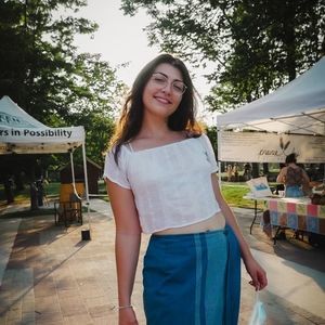 Meet your Posher, Andrea